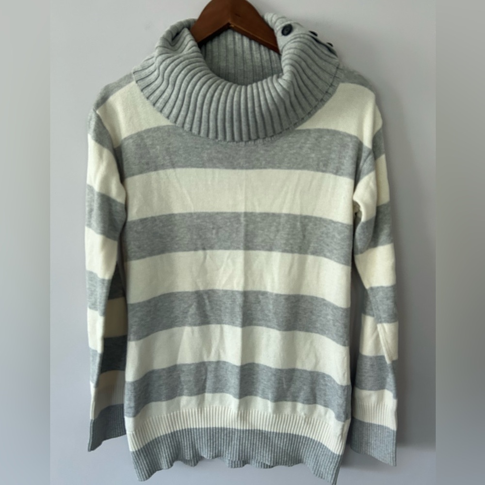 Banana Republic Gray/Cream Button Cowl Neck Striped Sweater, GUC, Med, tiny flaw
